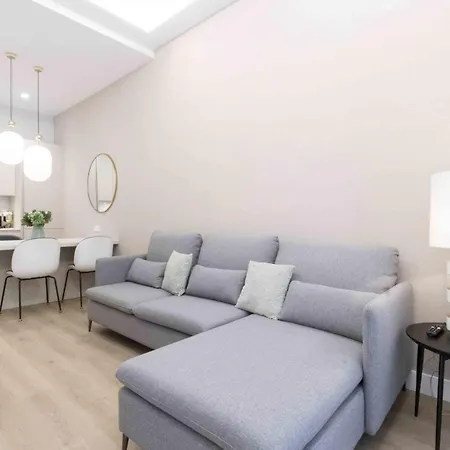 San Martin - The Collection 산세바스티안